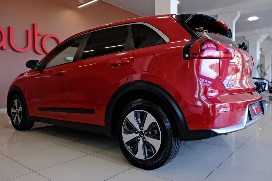 Продам Kia Niro 2018 года в Одессе