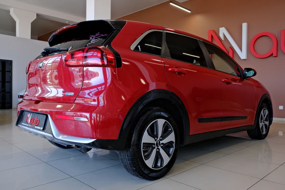 Продам Kia Niro 2018 года в Одессе