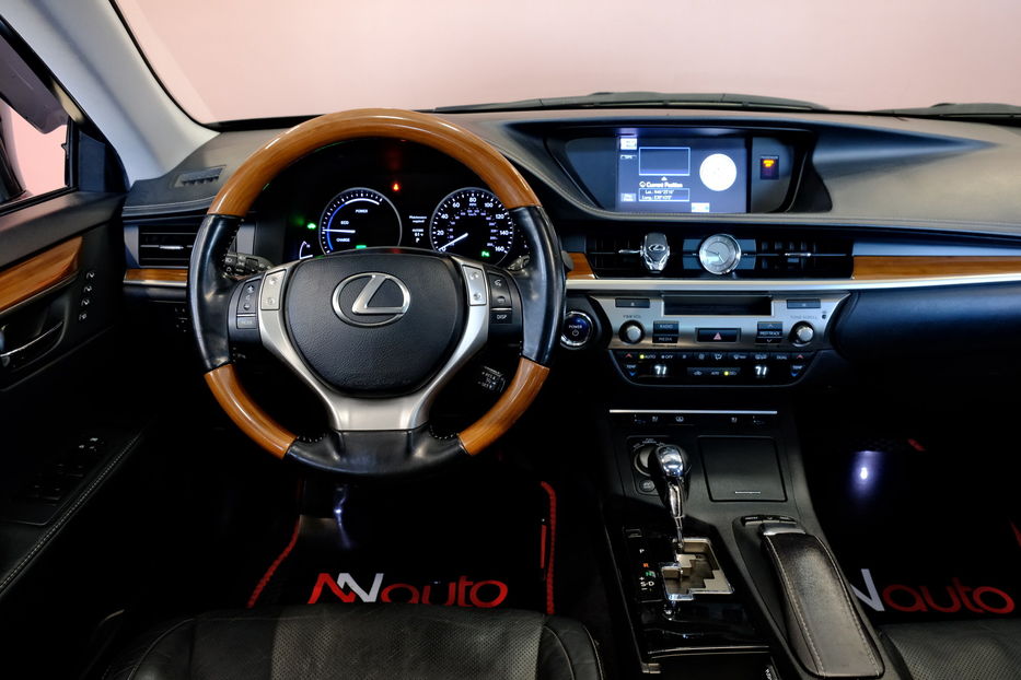 Продам Lexus ES 300 2014 года в Одессе