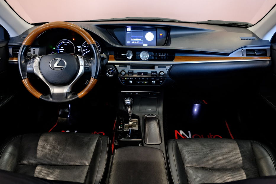 Продам Lexus ES 300 2014 года в Одессе