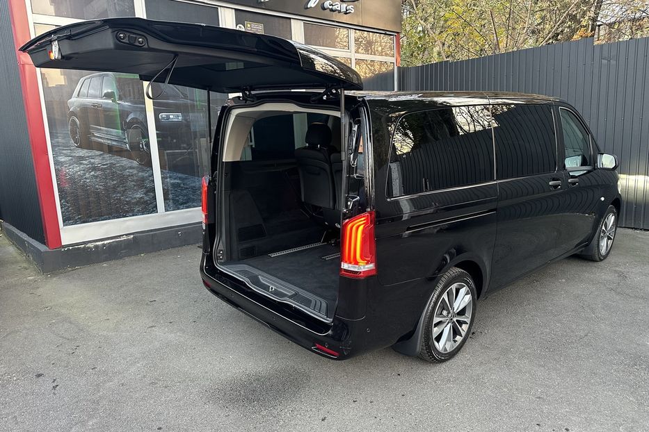 Продам Mercedes-Benz Vito пасс. Tourer 124 4 matic 2023 года в Киеве