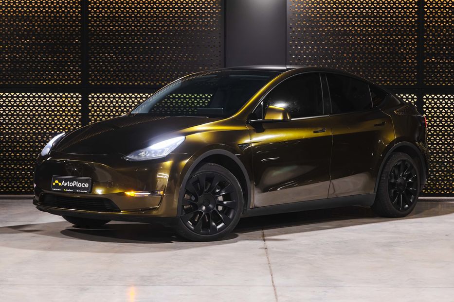 Продам Tesla Model Y 2021 года в Луцке