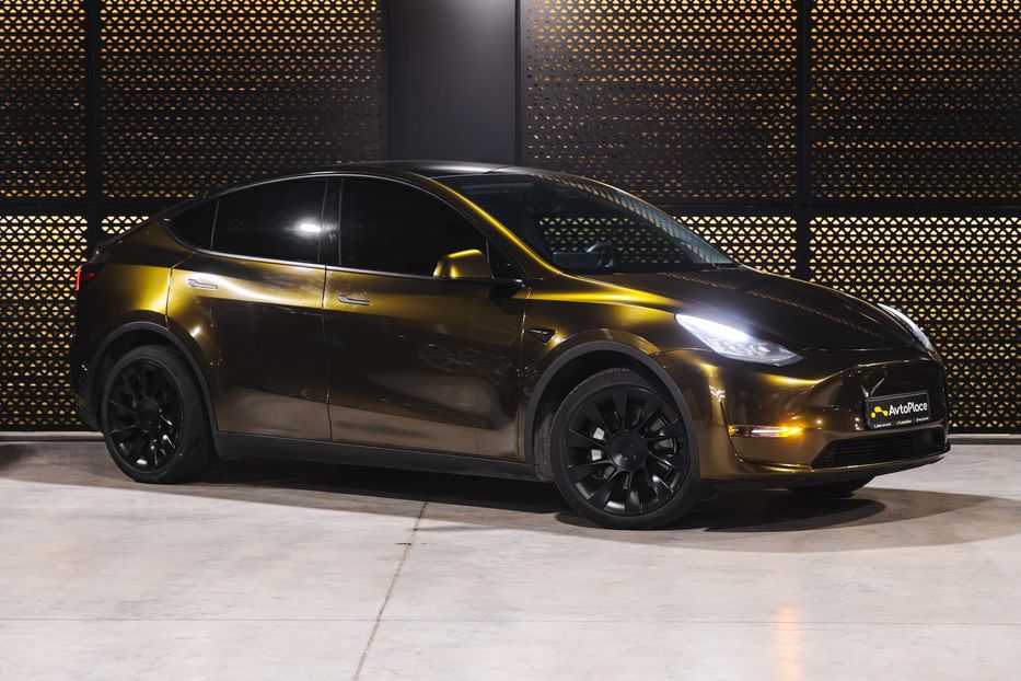 Продам Tesla Model Y 2021 года в Луцке