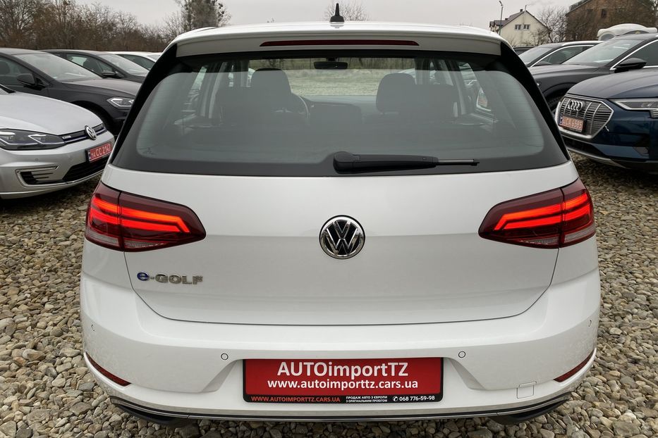 Продам Volkswagen e-Golf БезключовийКруїзАвтопаркування 2019 года в Львове