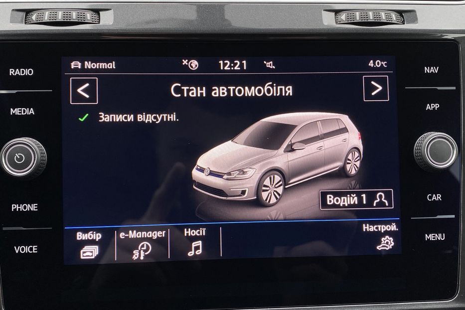 Продам Volkswagen e-Golf БезключовийКруїзАвтопаркування 2019 года в Львове