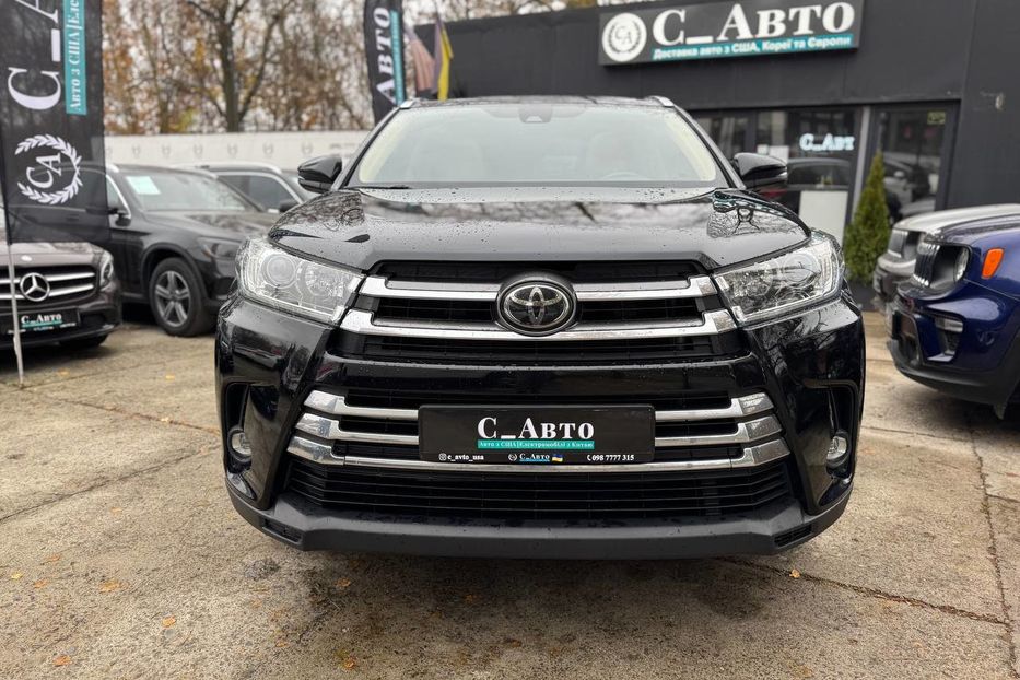 Продам Toyota Highlander 2019 года в Черновцах