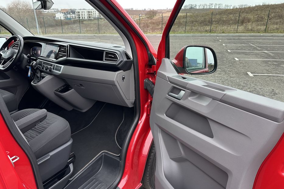 Продам Volkswagen Caravella HIGHLINE 2020 года в Ровно