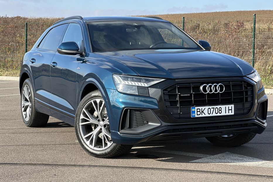 Продам Audi Q8 S- line 2019 года в Ровно