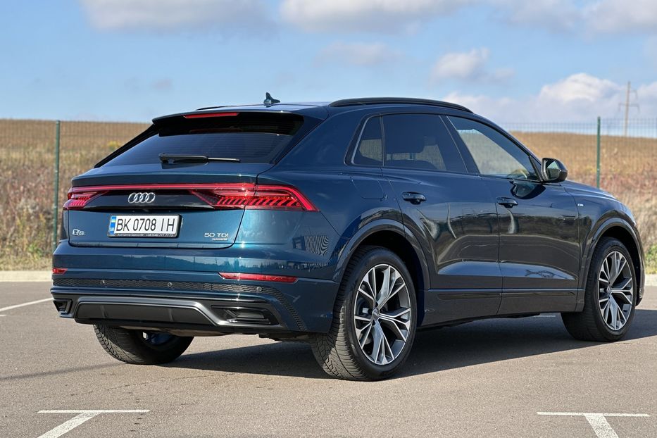 Продам Audi Q8 S- line 2019 года в Ровно