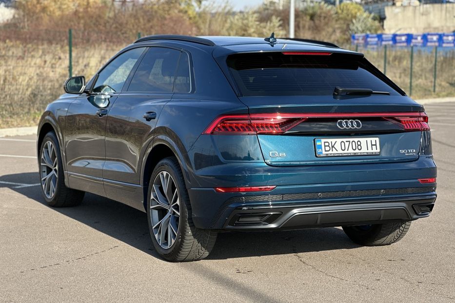 Продам Audi Q8 S- line 2019 года в Ровно