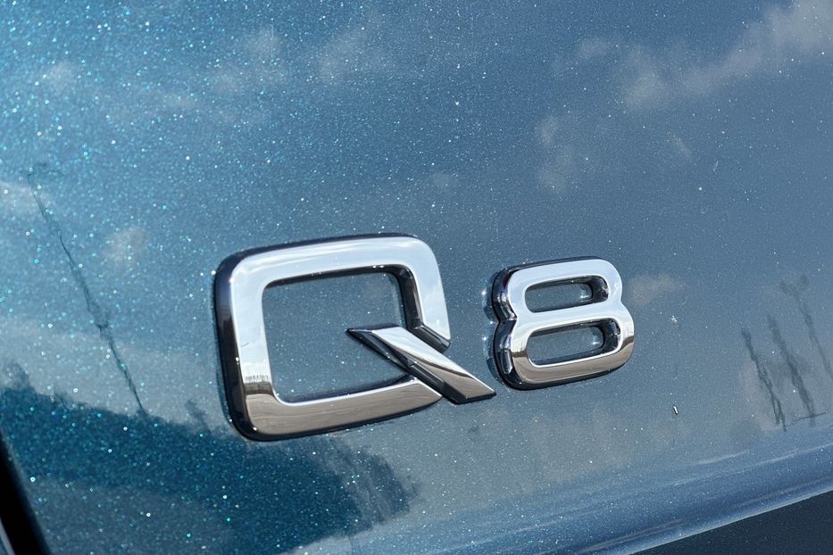 Продам Audi Q8 S- line 2019 года в Ровно