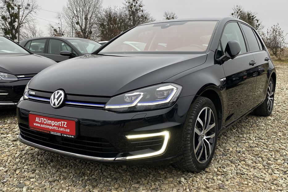 Продам Volkswagen e-Golf FULL LED, Всі асистенти, Шкіра 2019 года в Львове