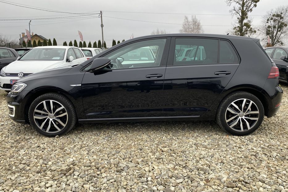 Продам Volkswagen e-Golf FULL LED, Всі асистенти, Шкіра 2019 года в Львове