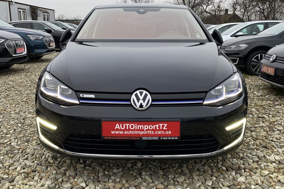 Продам Volkswagen e-Golf FULL LED, Всі асистенти, Шкіра 2019 года в Львове