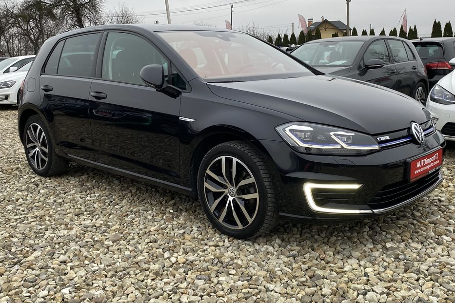 Продам Volkswagen e-Golf FULL LED, Всі асистенти, Шкіра 2019 года в Львове