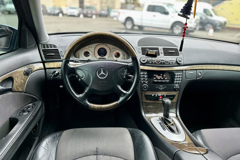 Продам Mercedes-Benz E-Class 2003 года в Киеве