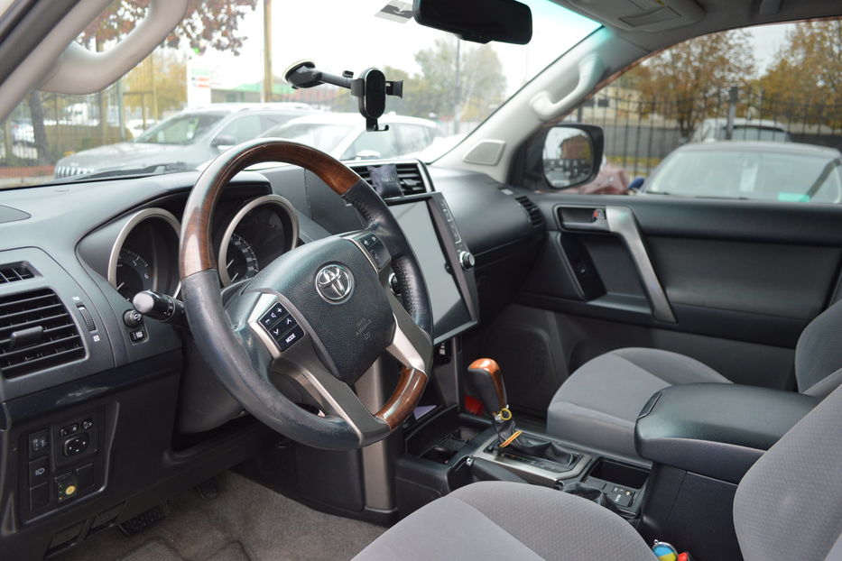 Продам Toyota Land Cruiser Prado TX.L 2011 года в Одессе