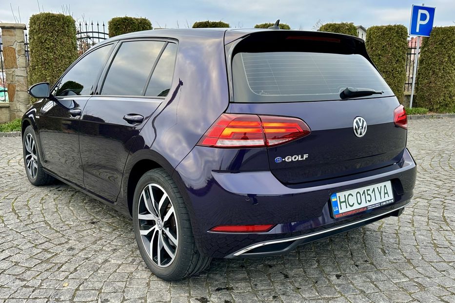 Продам Volkswagen e-Golf FULL LED,Шкіра,Дюнаудіо,Круїз 2019 года в Львове