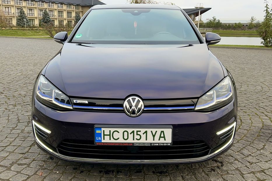 Продам Volkswagen e-Golf FULL LED,Шкіра,Дюнаудіо,Круїз 2019 года в Львове