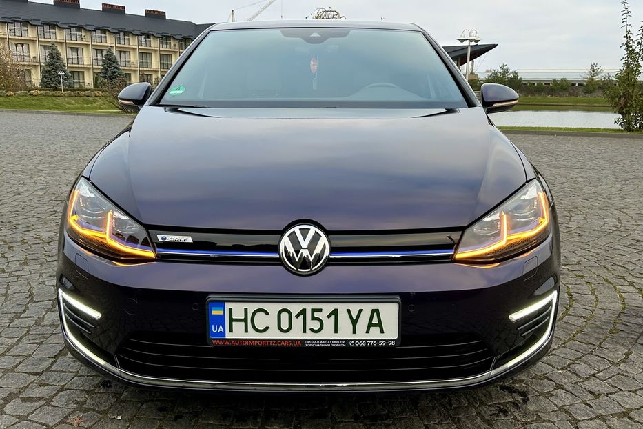 Продам Volkswagen e-Golf FULL LED,Шкіра,Дюнаудіо,Круїз 2019 года в Львове