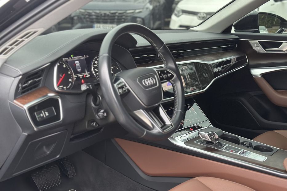 Продам Audi A6 2019 года в Киеве