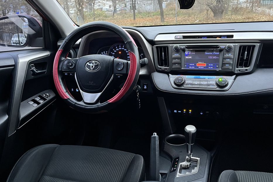 Продам Toyota Rav 4 4 WD Oficial 2013 года в Николаеве