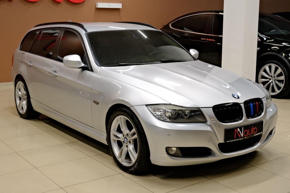 Продам BMW 318 2012 года в Одессе