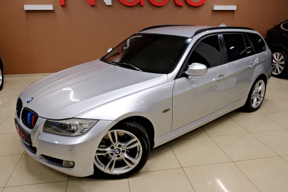 Продам BMW 318 2012 года в Одессе