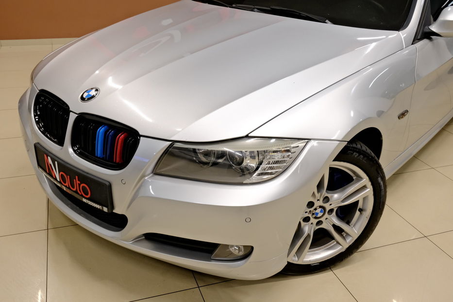 Продам BMW 318 2012 года в Одессе