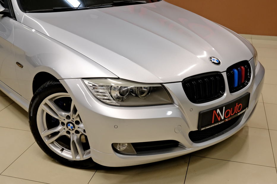 Продам BMW 318 2012 года в Одессе