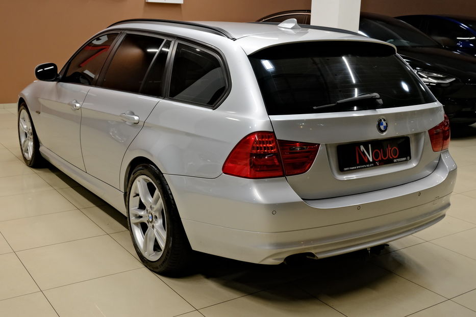 Продам BMW 318 2012 года в Одессе