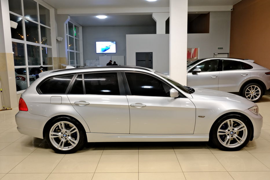 Продам BMW 318 2012 года в Одессе