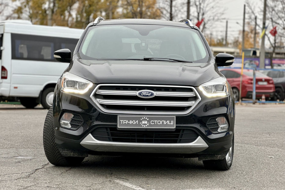 Продам Ford Escape 2016 года в Киеве