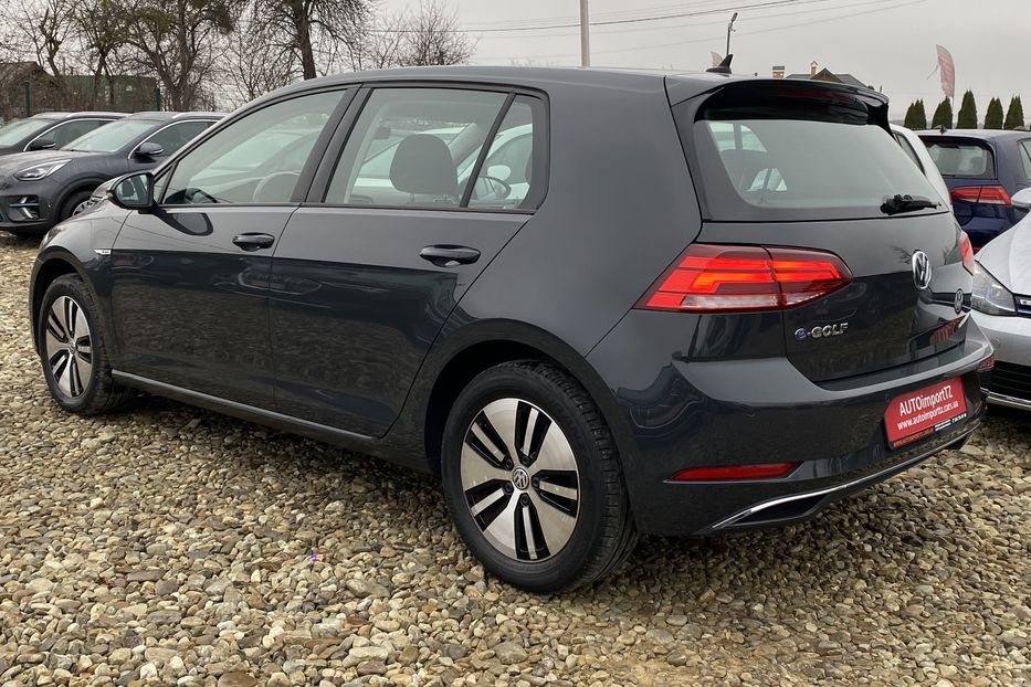 Продам Volkswagen e-Golf 35.8 kWh 100кВт/136  Круїз,CCS 2020 года в Львове