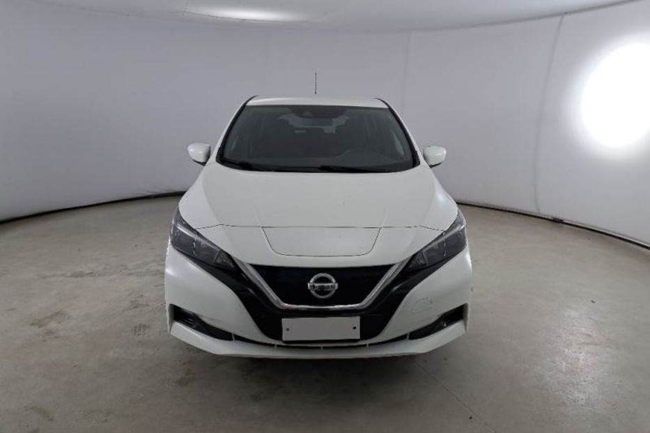 Продам Nissan Leaf 40 KW/H,запас ходу 280 км 2018 года в Житомире