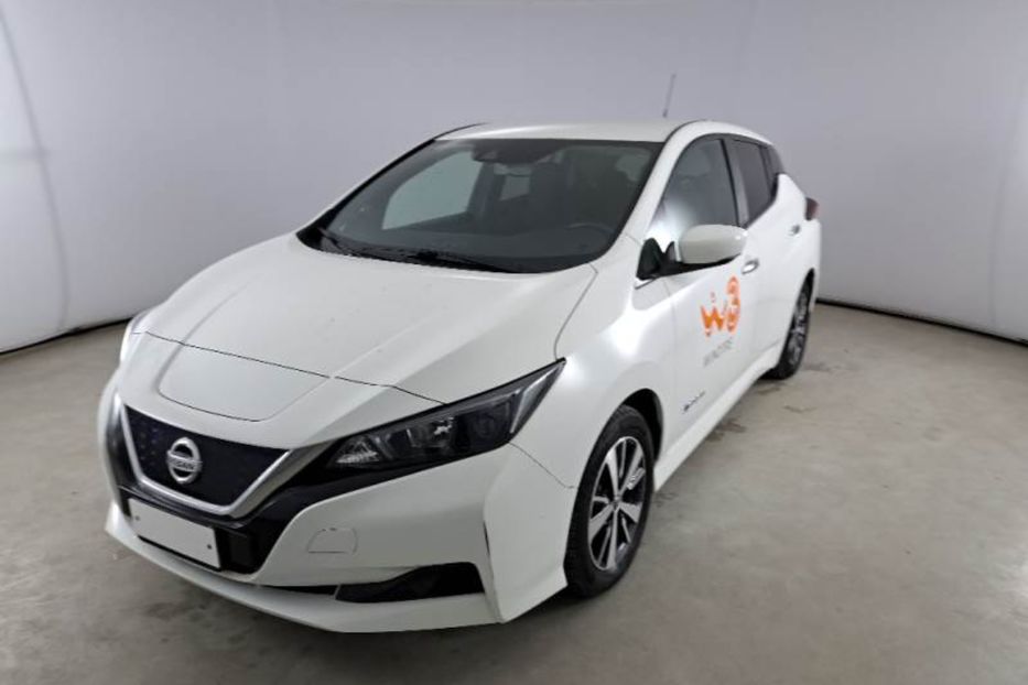 Продам Nissan Leaf 40 KW/H,запас ходу 280 км 2018 года в Житомире