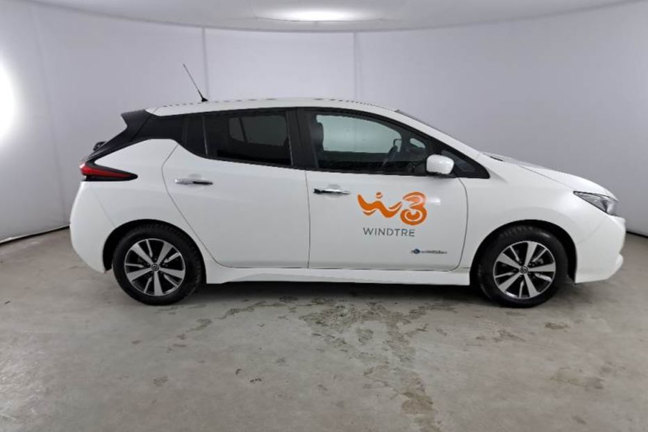 Продам Nissan Leaf 40 KW/H,запас ходу 280 км 2018 года в Житомире