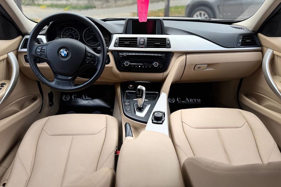 Продам BMW 320 2014 года в Черновцах