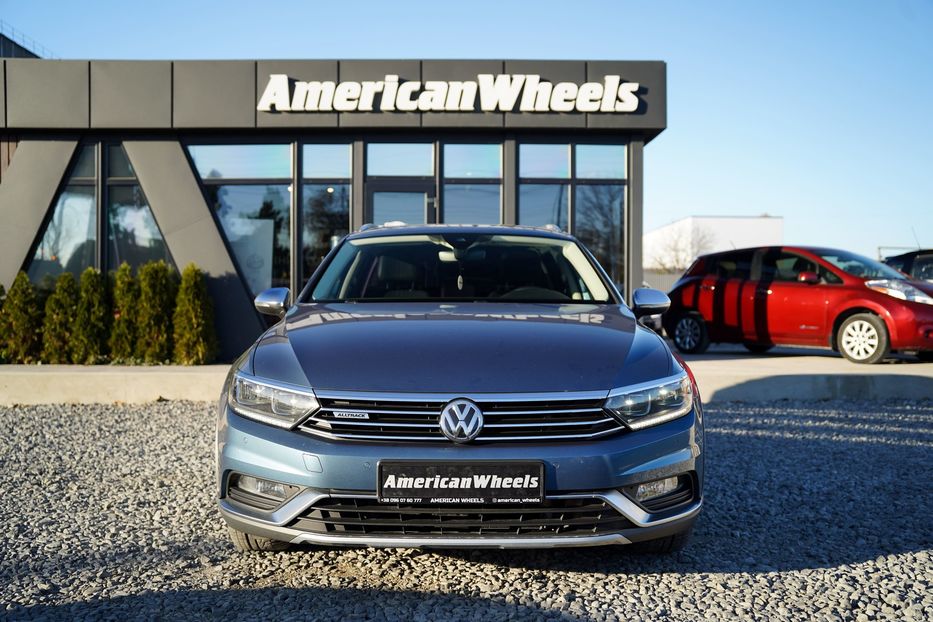 Продам Volkswagen Passat Alltrack 2017 года в Черновцах