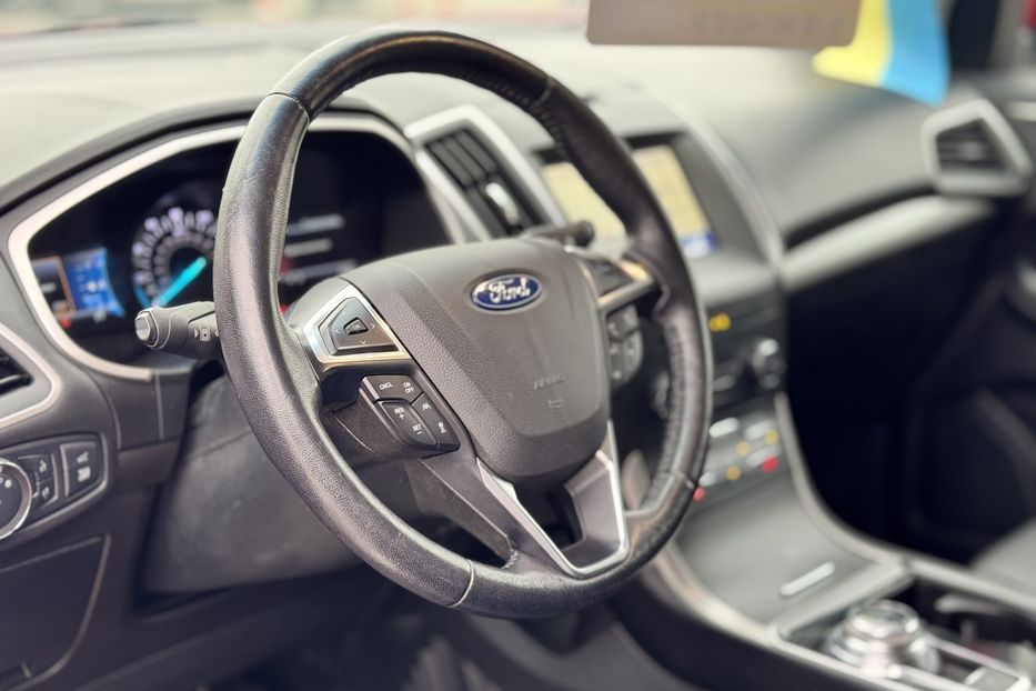 Продам Ford Edge SEL 4x4 (KOMIS) 2019 года в г. Умань, Черкасская область