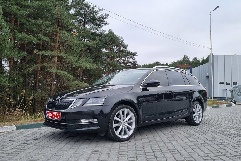 Продам Skoda Octavia A7 2.0 DSG  2019 года в Львове