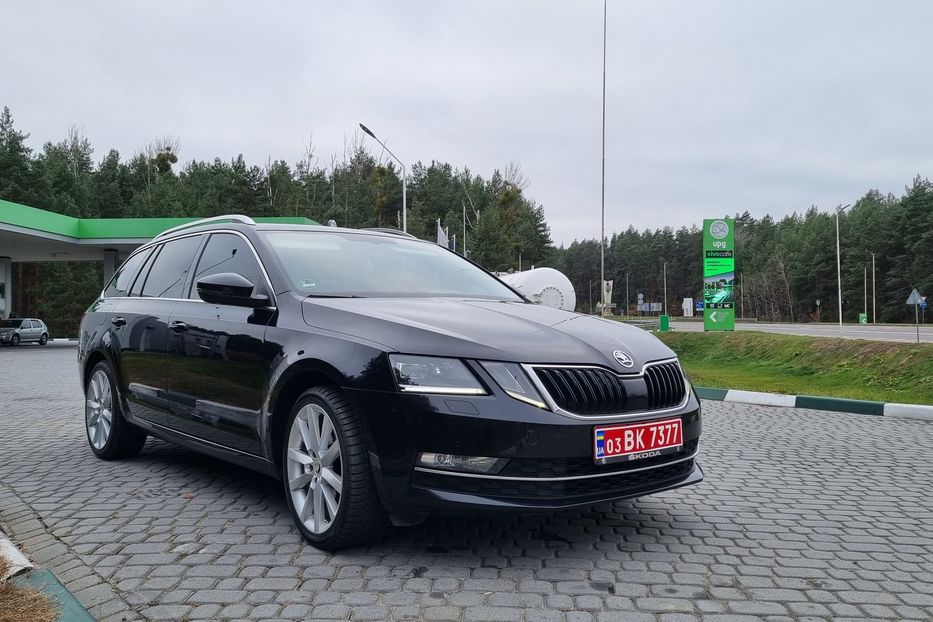 Продам Skoda Octavia A7 2.0 DSG  2019 года в Львове