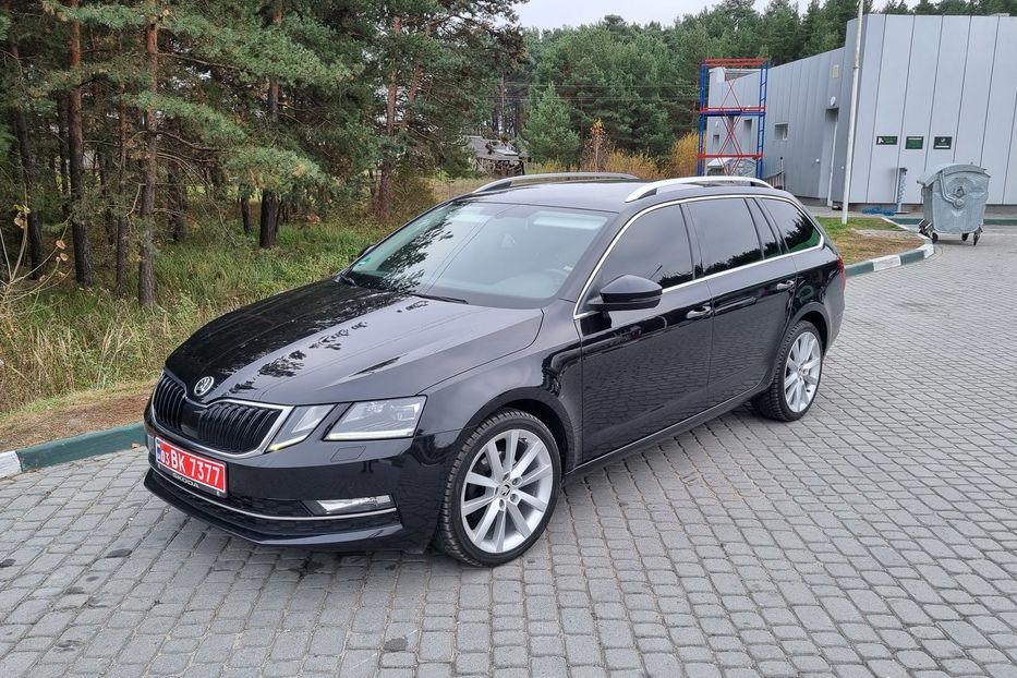 Продам Skoda Octavia A7 2.0 DSG  2019 года в Львове