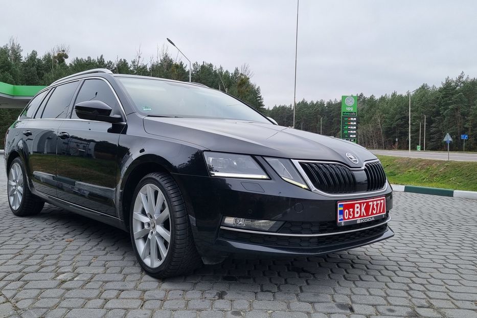 Продам Skoda Octavia A7 2.0 DSG  2019 года в Львове