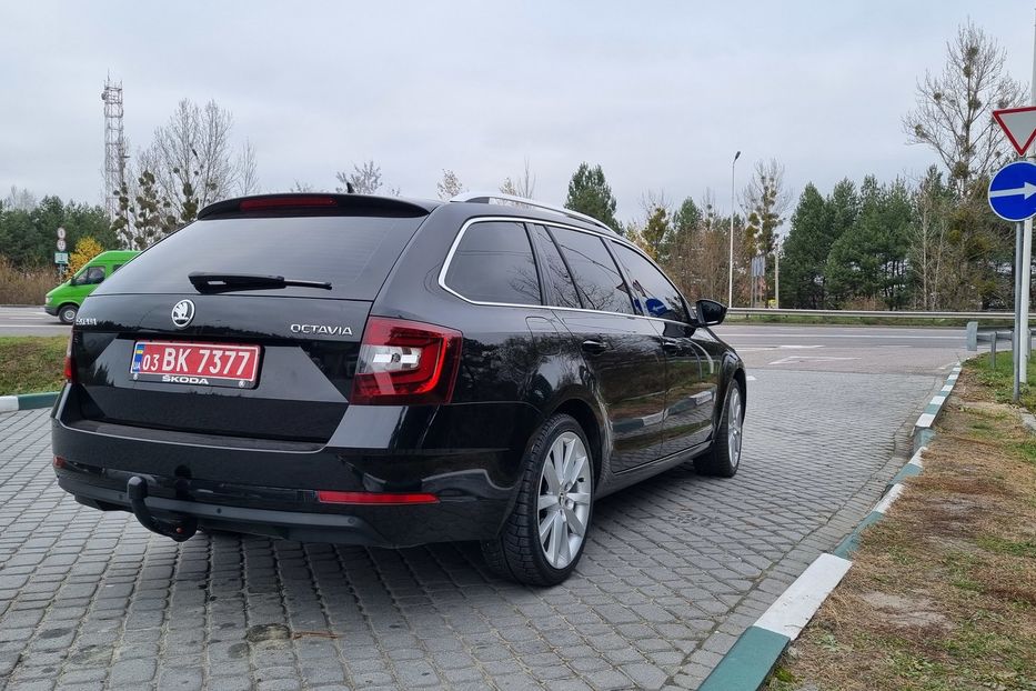 Продам Skoda Octavia A7 2.0 DSG  2019 года в Львове