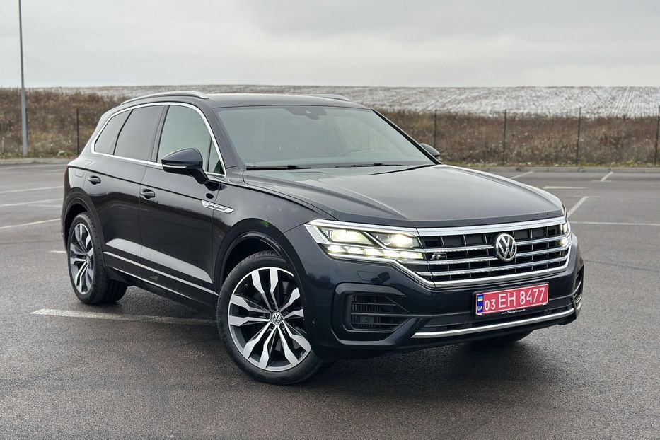 Продам Volkswagen Touareg 4.0 TDI V8 R-line  2020 года в Ровно