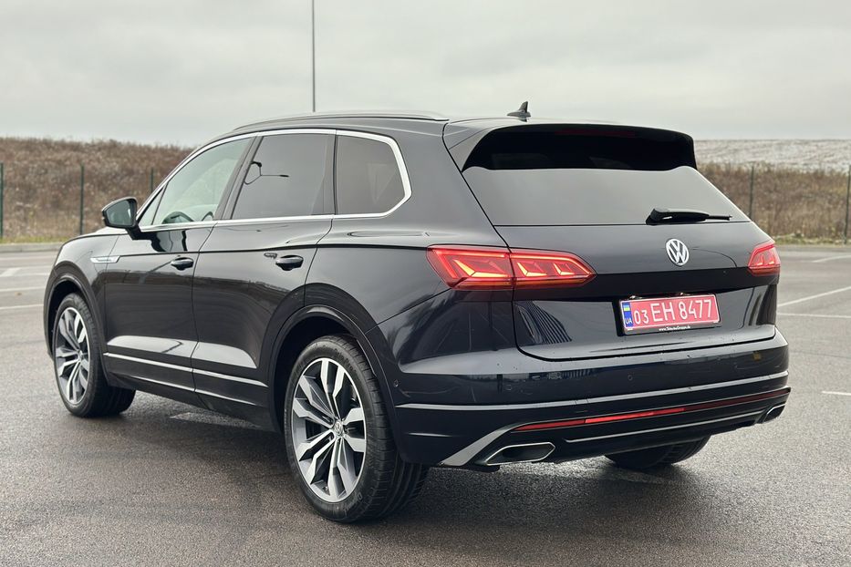 Продам Volkswagen Touareg 4.0 TDI V8 R-line  2020 года в Ровно