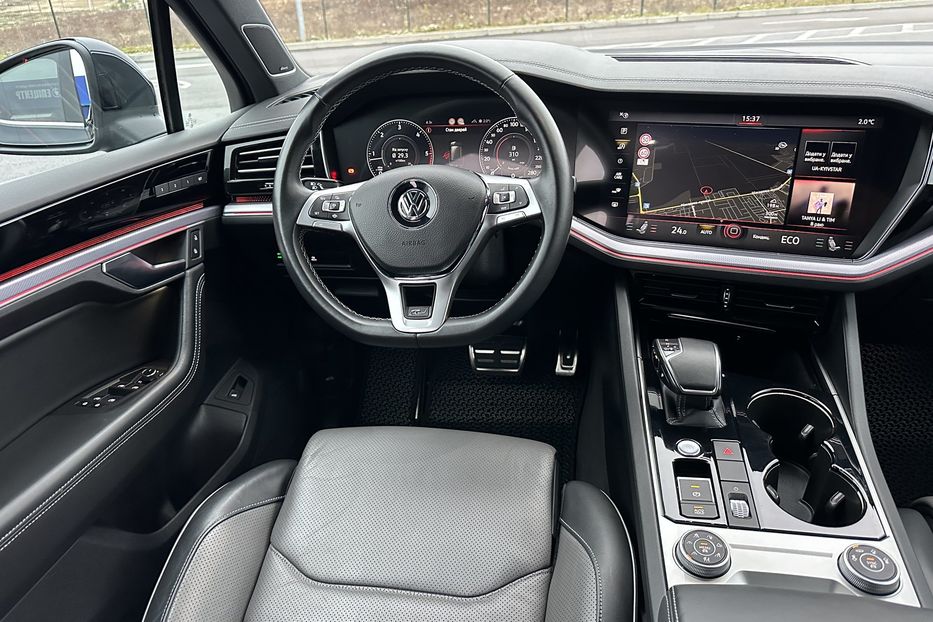 Продам Volkswagen Touareg 4.0 TDI V8 R-line  2020 года в Ровно