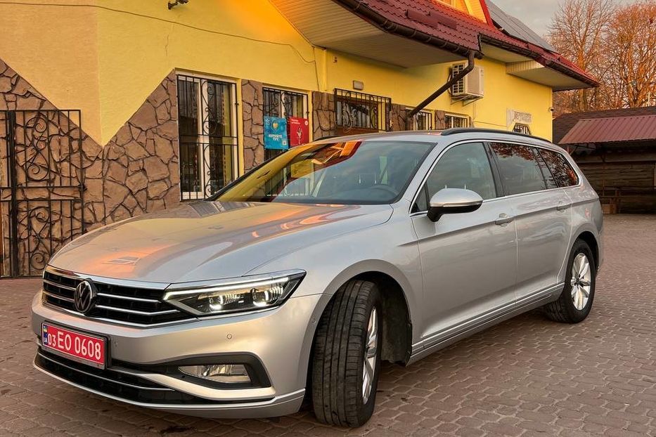 Продам Volkswagen Passat B8 2021 года в Львове