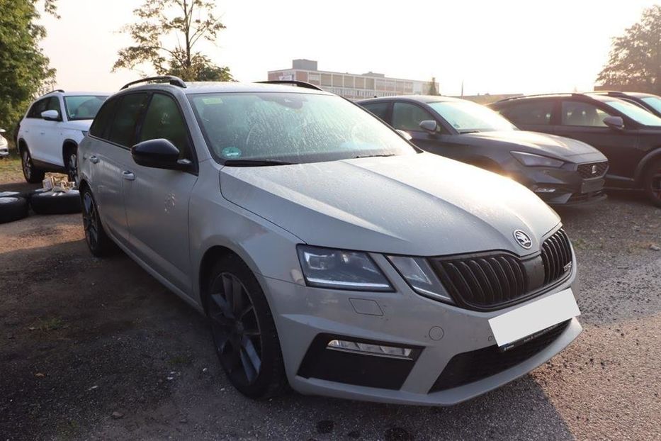 Продам Skoda Octavia A7 RS 4x4 135KW Pідна фарба v8151 2019 года в Луцке